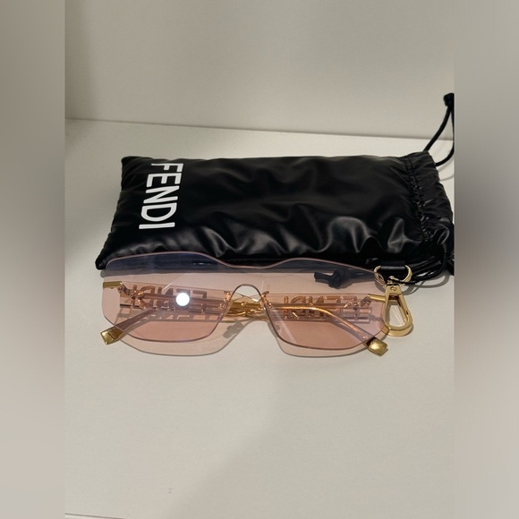 Fendi graphy glasses rose - Picture 10 of 10